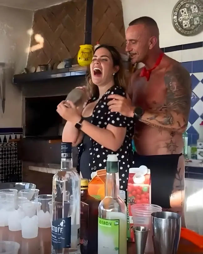 Cocktail making class in malaga.